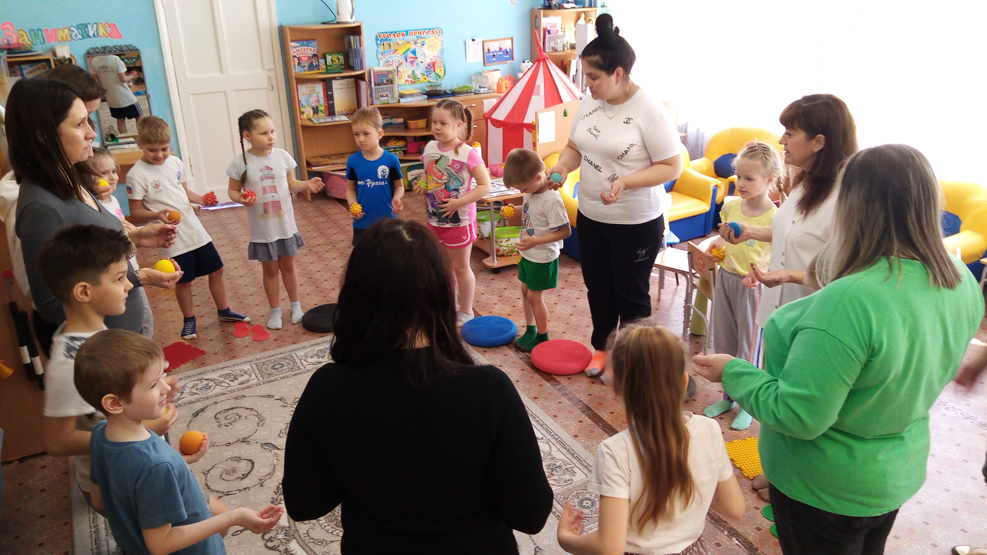 Играем с мамой1